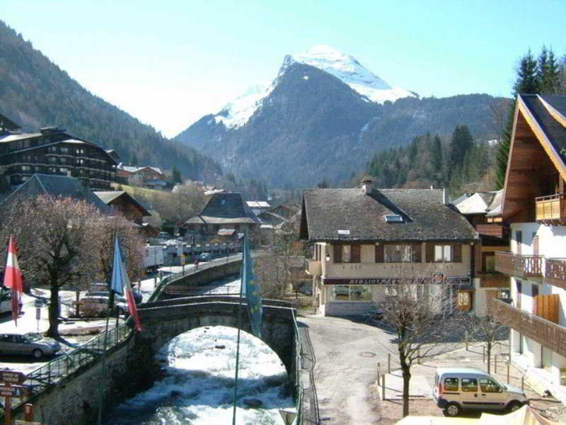 Hotel Rhodos Morzine Exterior photo